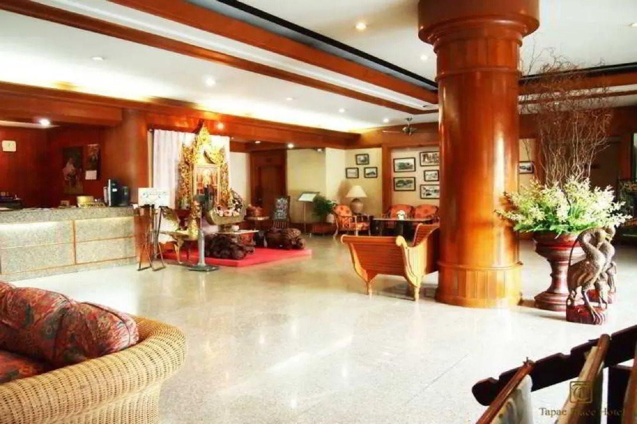 Thapaeplacehotel Chiang Mai Exteriör bild
