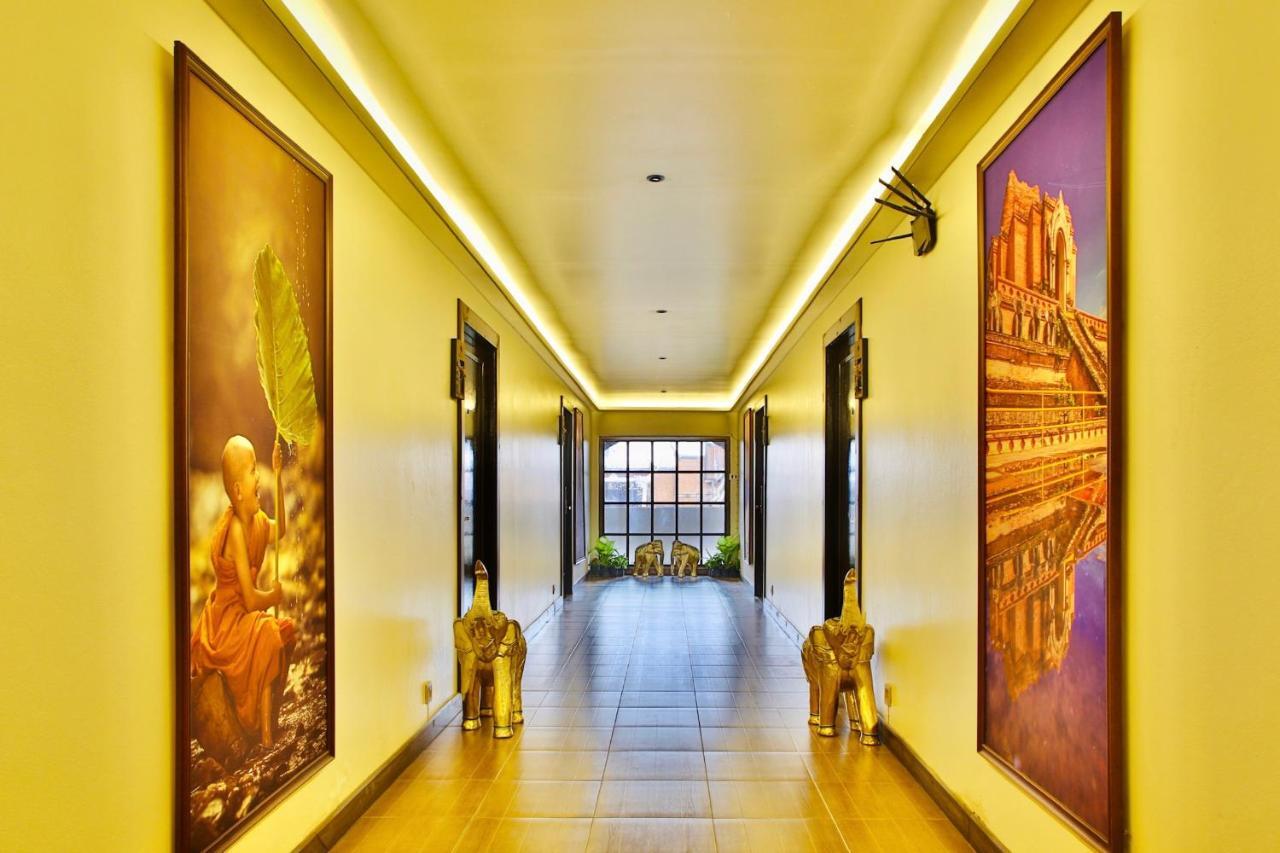 Thapaeplacehotel Chiang Mai Exteriör bild