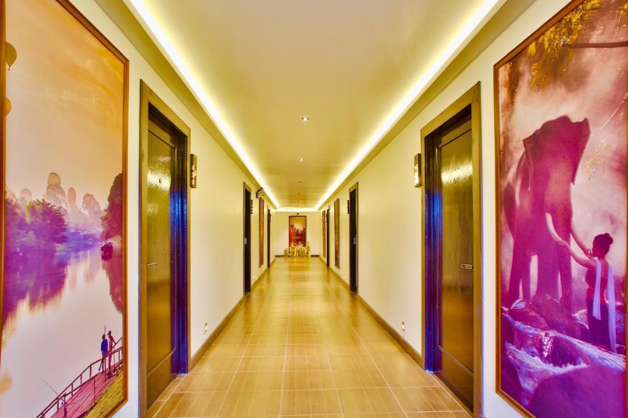 Thapaeplacehotel Chiang Mai Exteriör bild